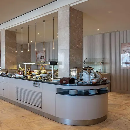 Mercure 4*